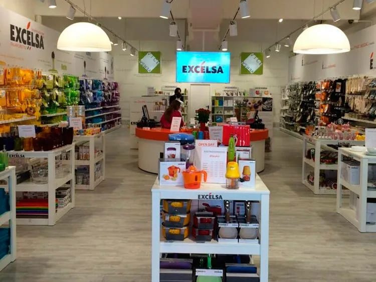 Dettaglio architettonico di un progetto commerciale Piticco Group